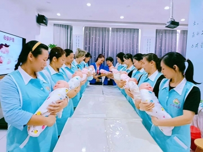 珠海正規(guī)專業(yè)的高級(jí)育嬰師培訓(xùn)班學(xué)校哪家好？